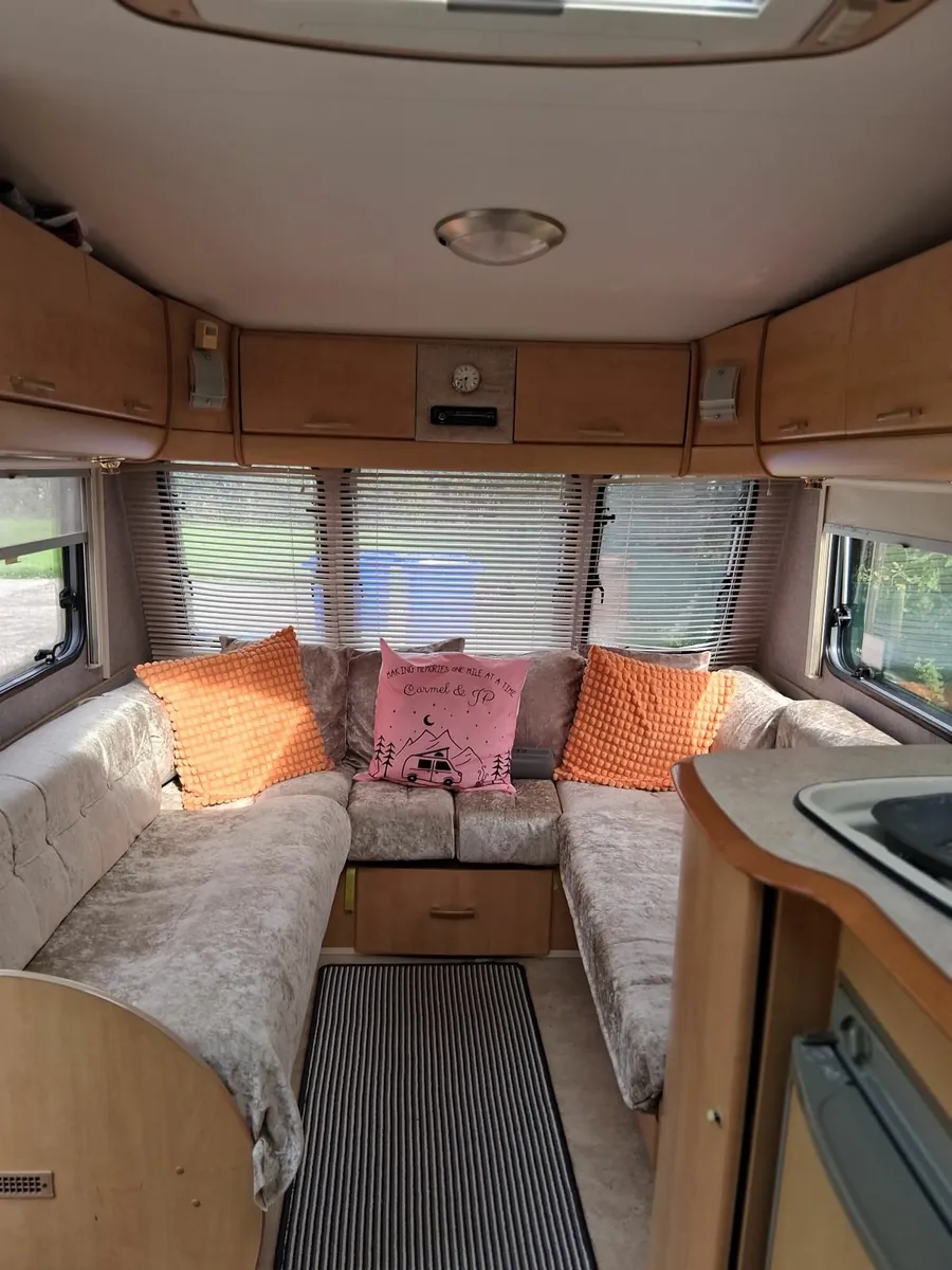 Caravan - Image 4