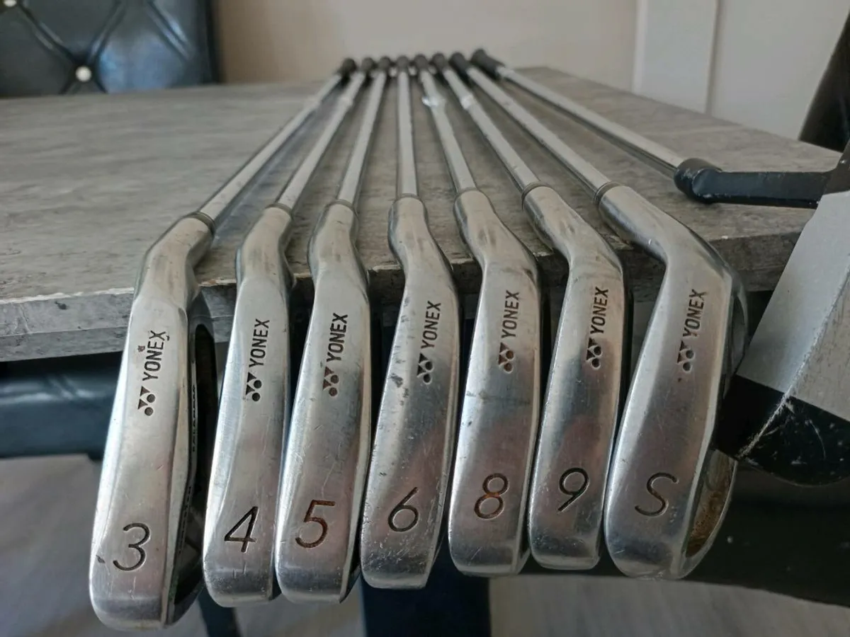Yonex golf irons. And putter. Right handed clubs - Image 3