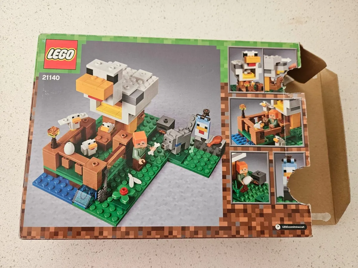 Lego: Minecraft: The Chicken Coop 21140 - Image 2