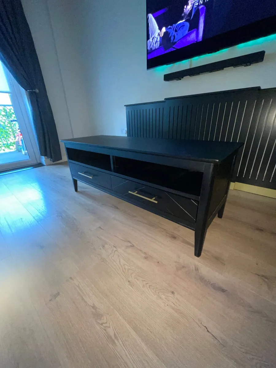 Masion  black TV stand - Image 2