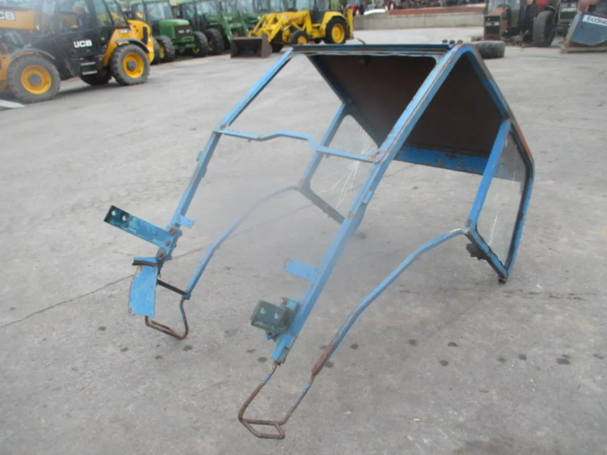 Ford 4000 - 4600 Cab Frame - Image 2