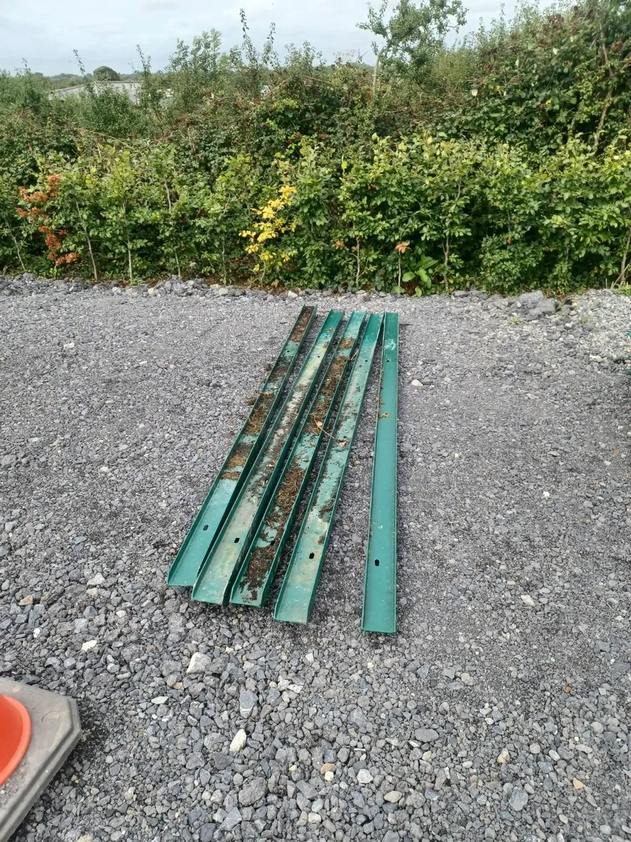 Palisade fencing - Image 1