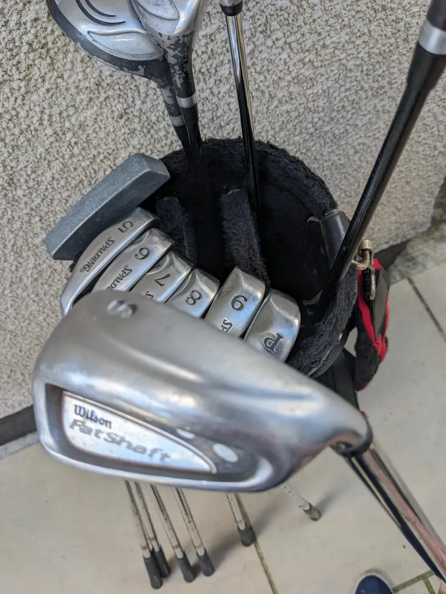 Matching Spalding Set & Golf bag. - Image 3