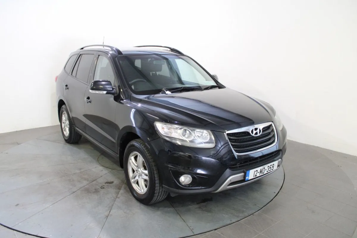 Hyundai Santa Fe 2.0 2WD 150hp Comfort 7 Seats - Image 1