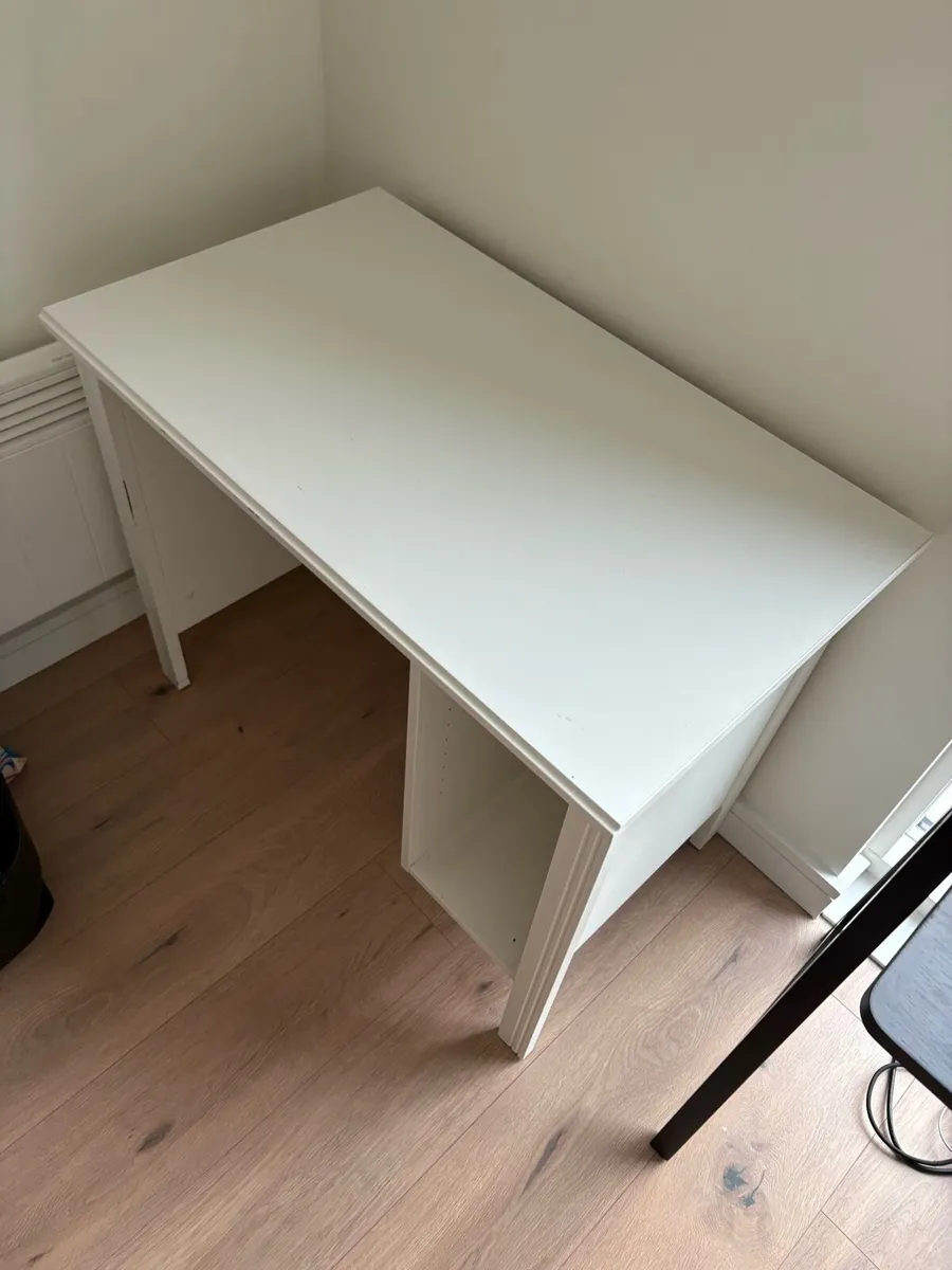 Desk - Image 1