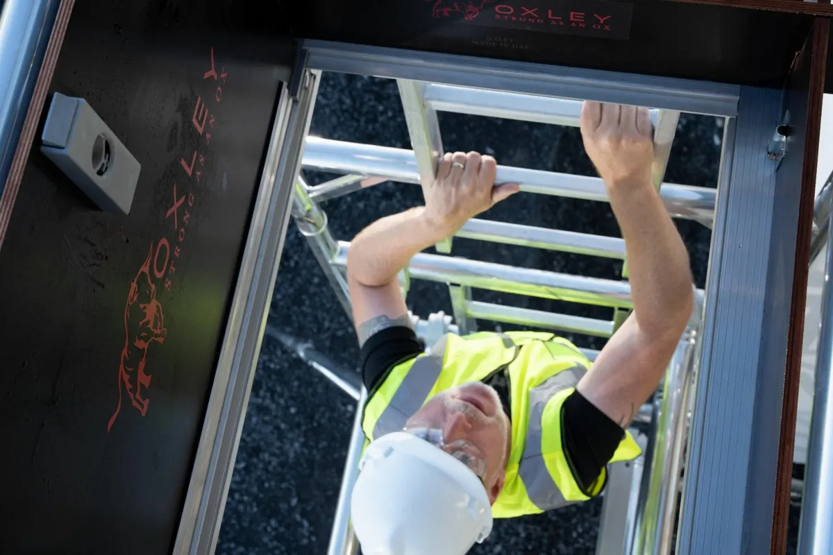 Mobile Aluminum scaffold tower - Image 3