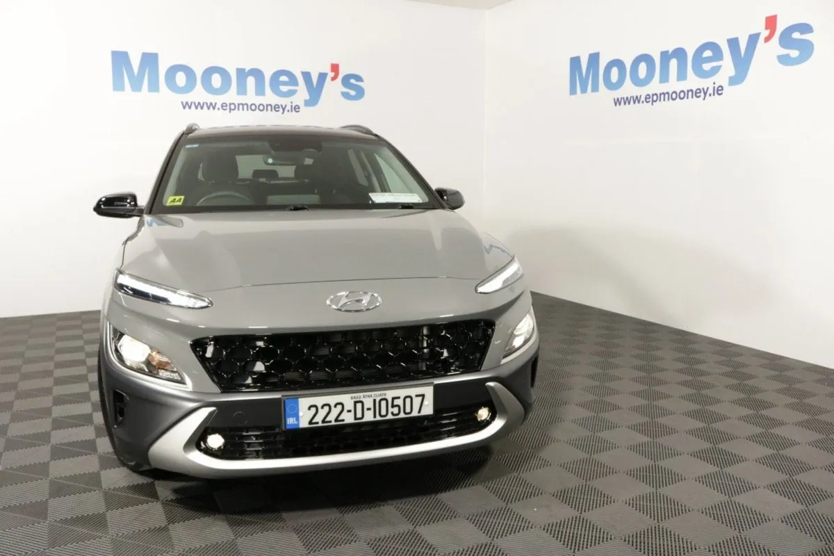Hyundai Kona Executive 1.0l Petrol Compact SUV - Image 2
