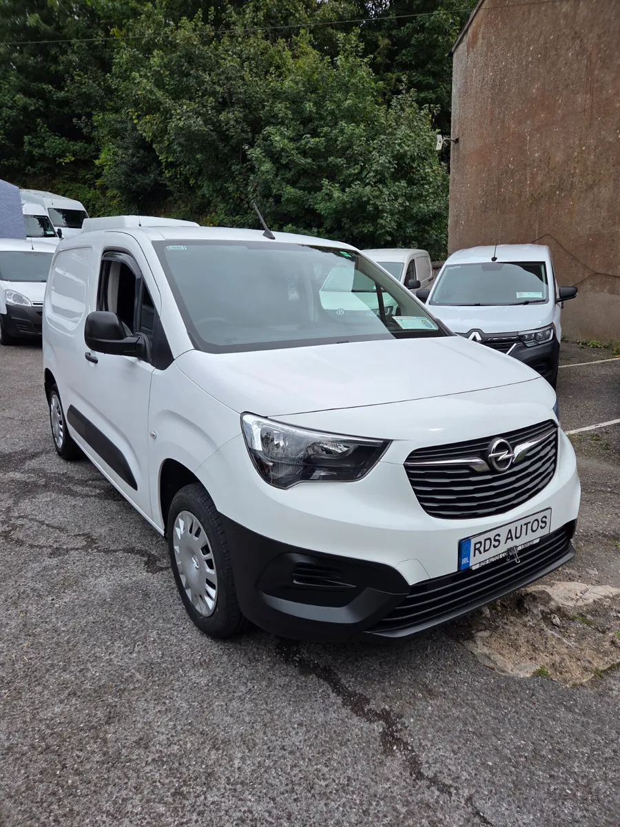 🔥22 OPEL COMBO LOW KMS🔥 - Image 1