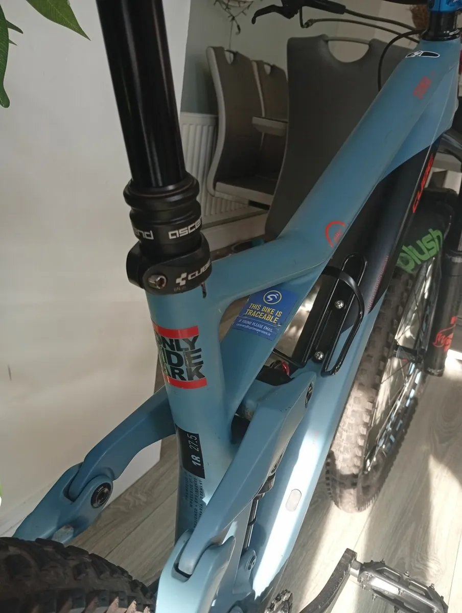 Cube stereo 140 race carbon fiber frame MTB - Image 2