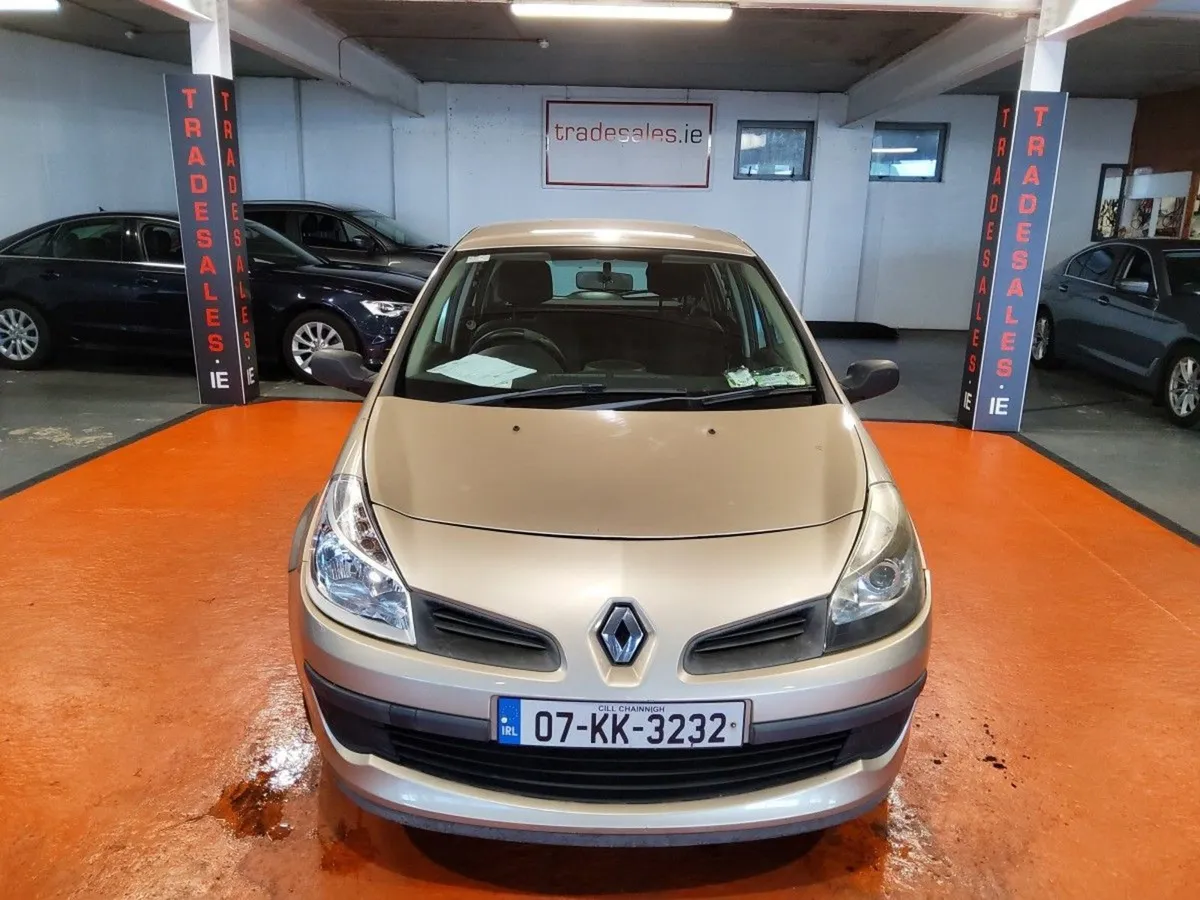 Renault Clio 1.2 16V Authentique - Image 1