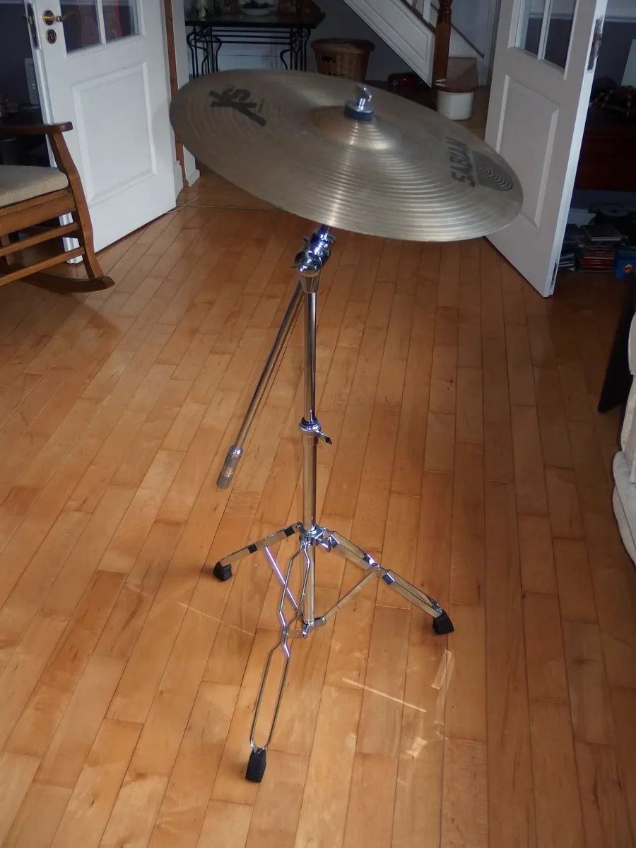 Drum kit - Image 1