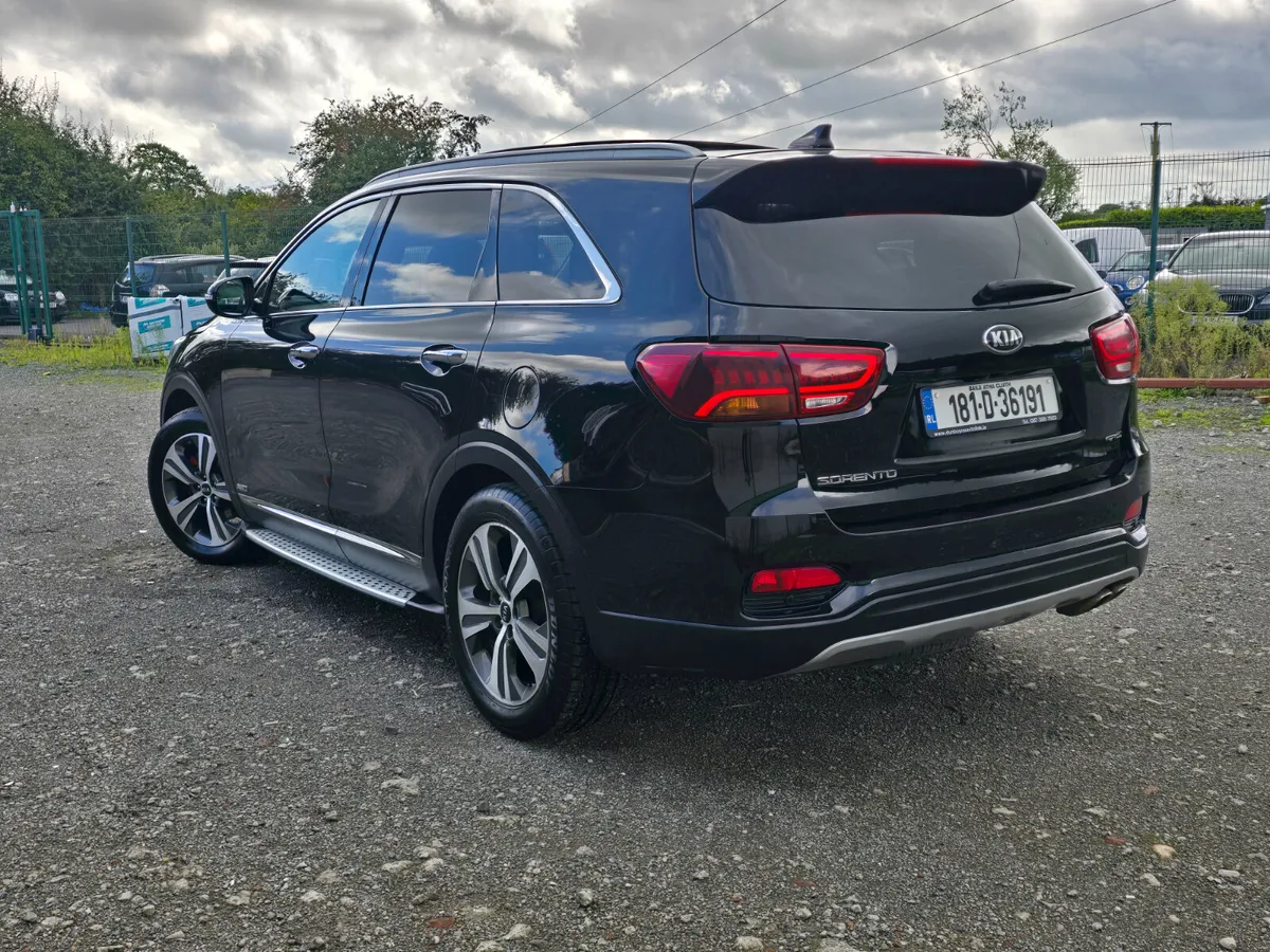 181 KIA SORENTO *2.2d*GT LINE*4 WD*AUTO* - Image 3