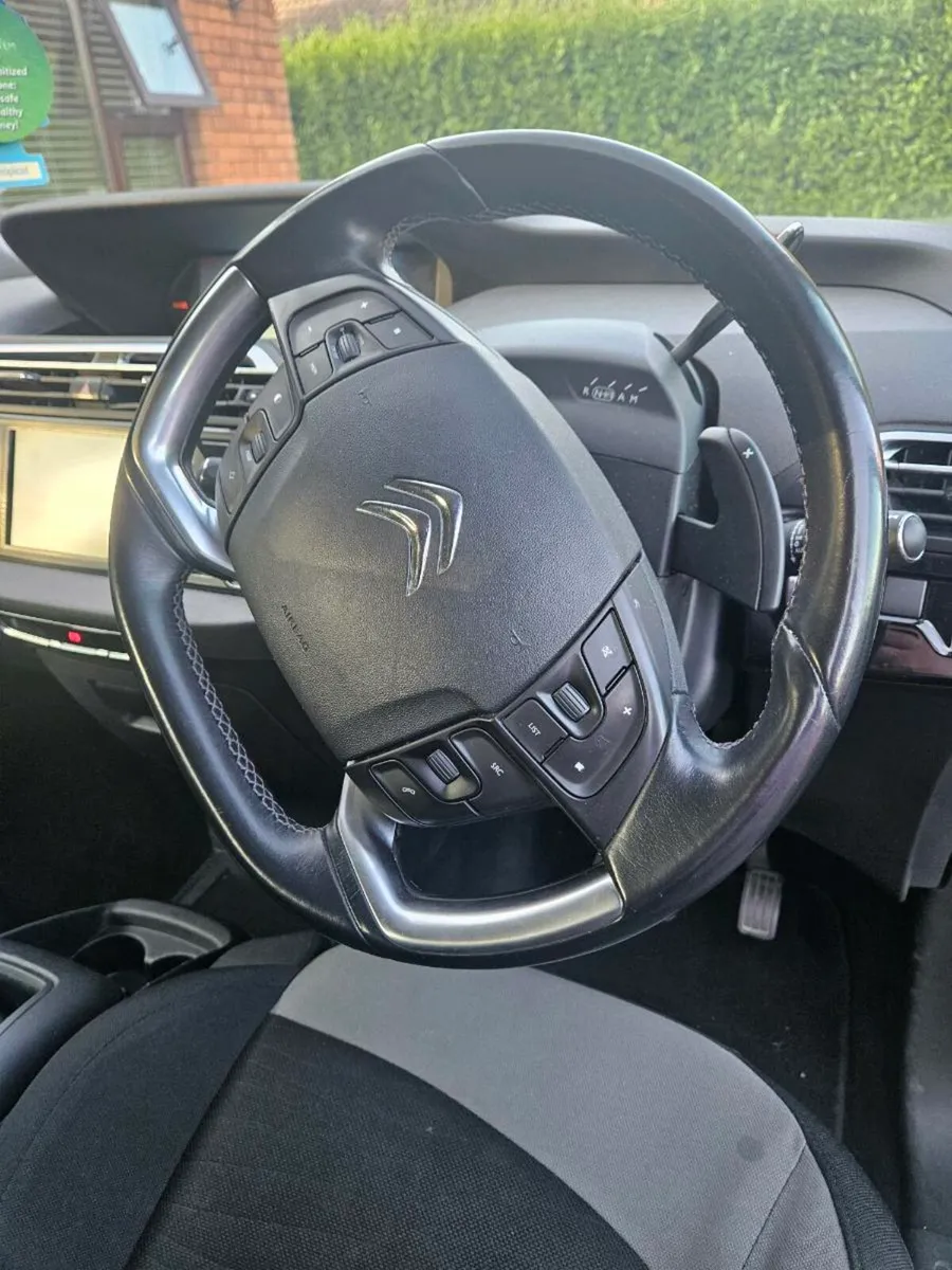 CITROËN 7 seater - Image 2