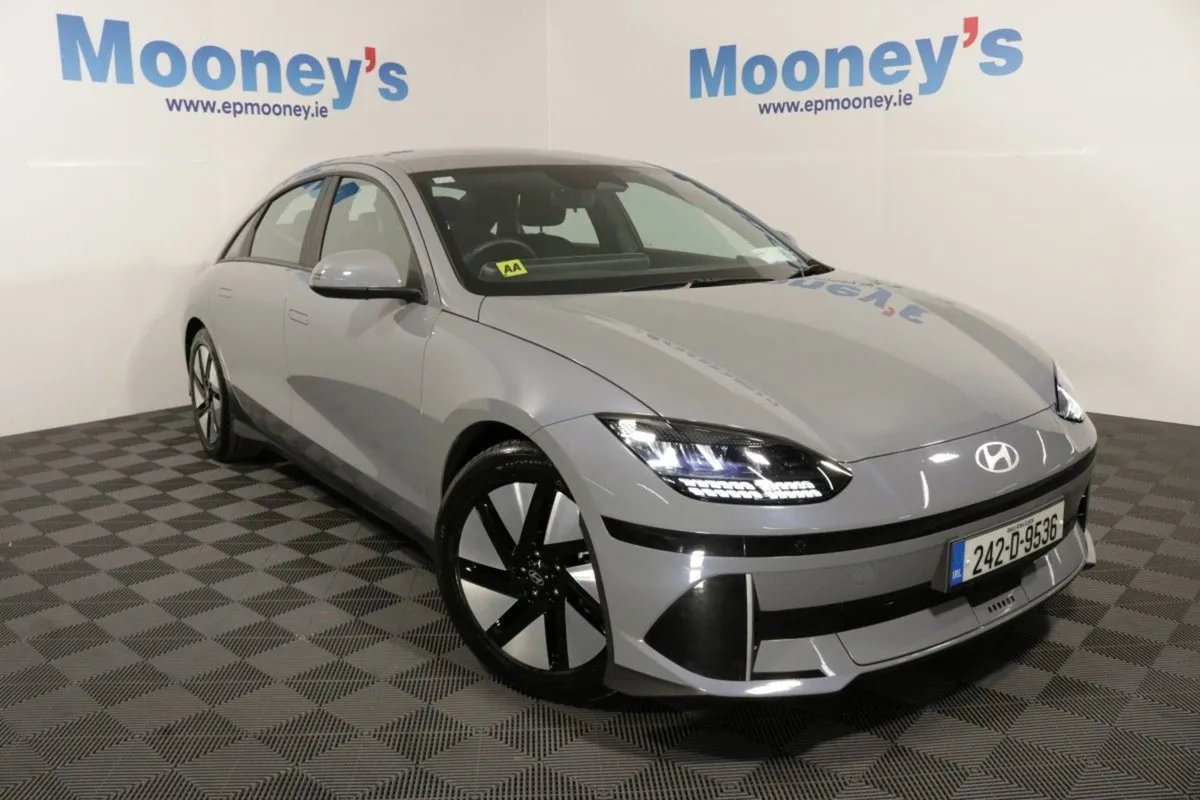 Hyundai Ioniq 6 Signature 53 kWh EV Saloon - Image 1