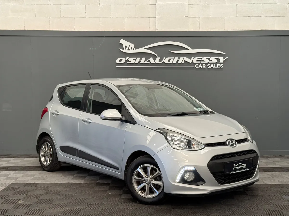 Hyundai i10 2016 AUTOMATIC LOW MILEAGE €8950 - Image 1
