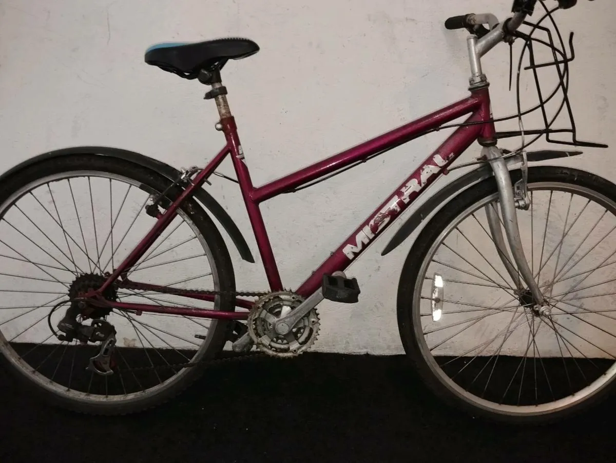 Ladies 26inch bike - Image 4