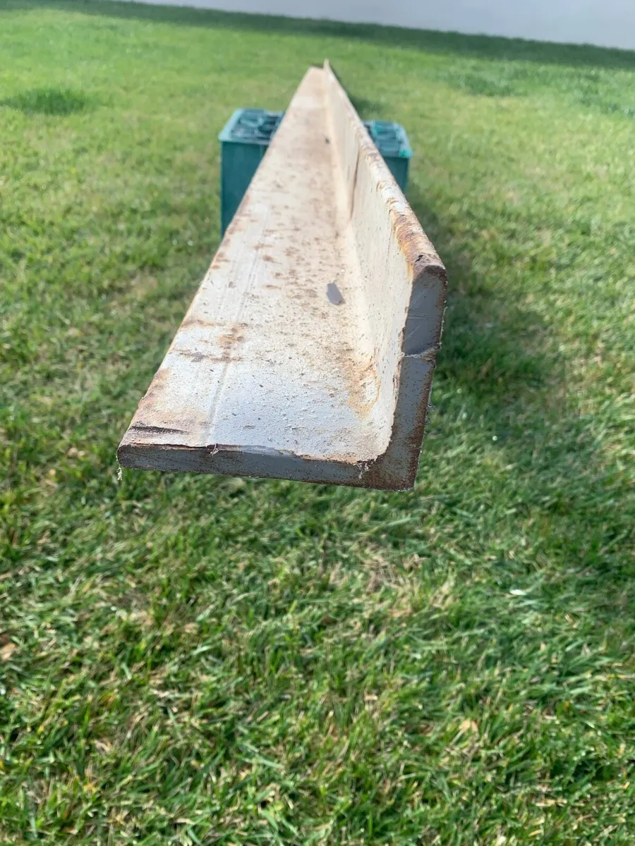 4.8 m lenght of heavy angle - Image 3