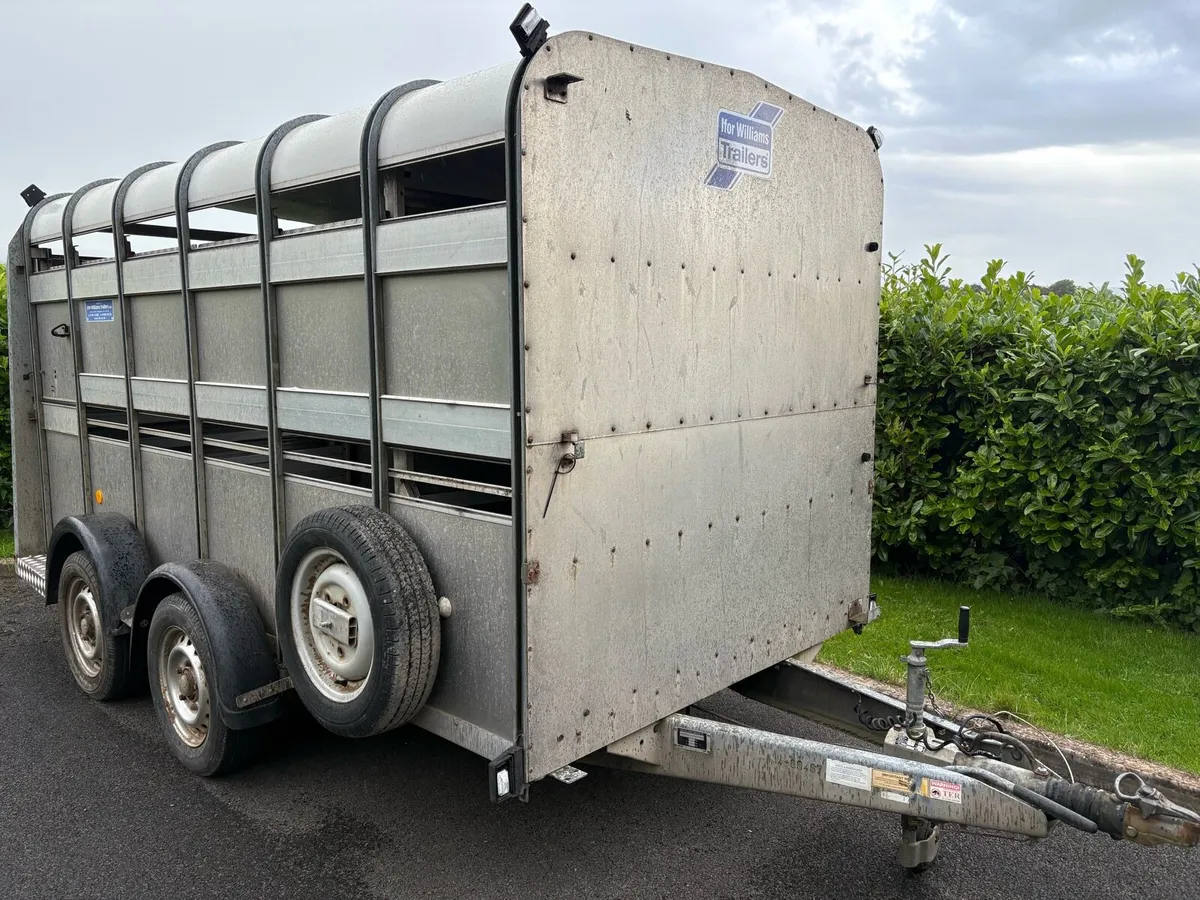 Cattle trailer - Image 1