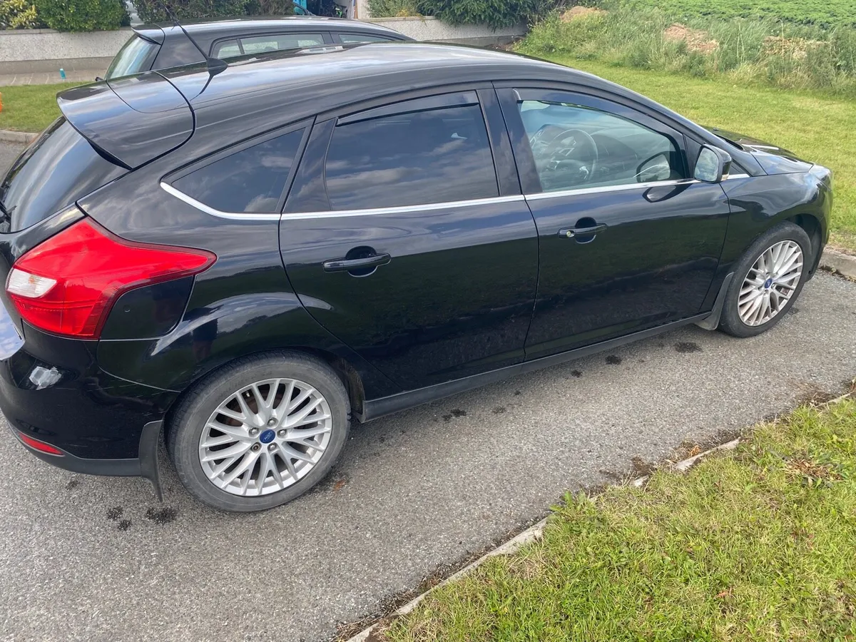 Ford Focus Zetec 1.0 Ecoboost 2013 - Image 3