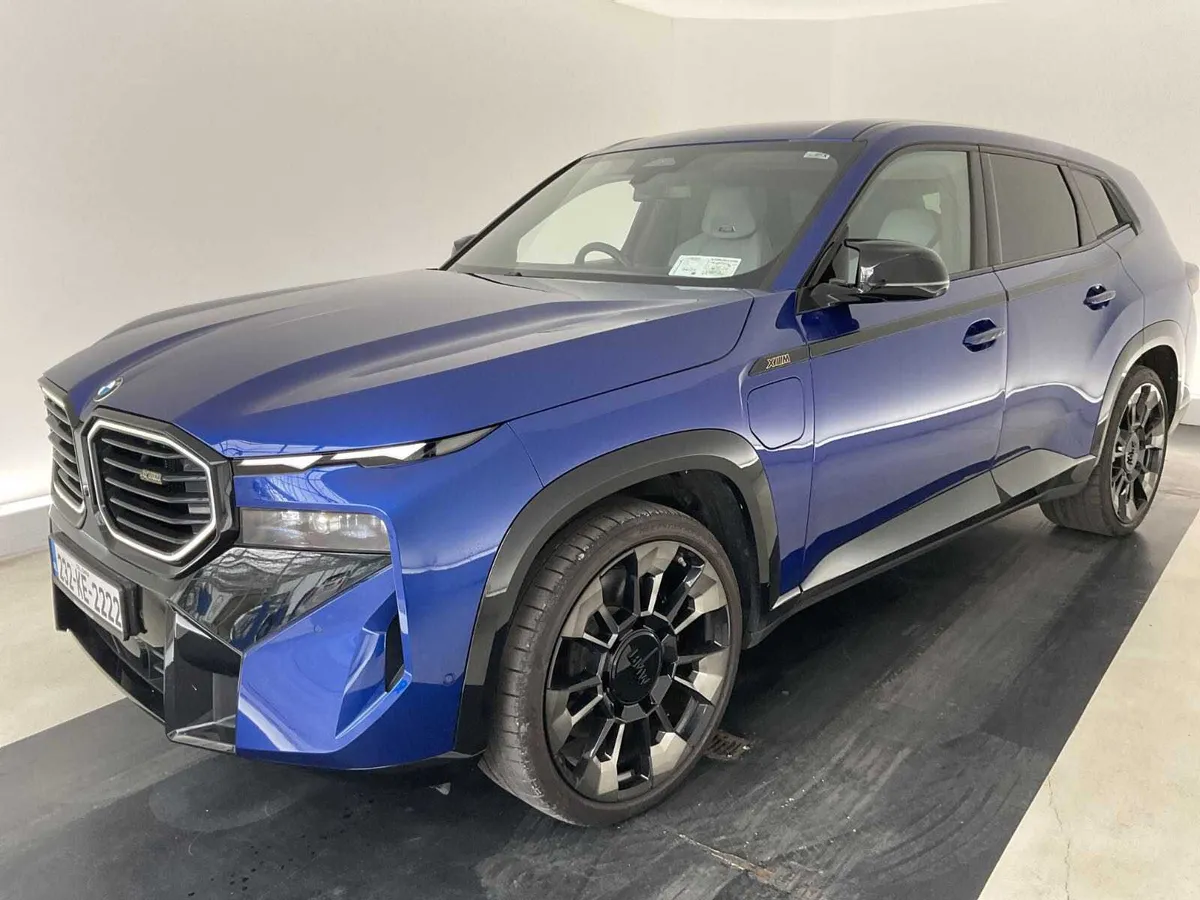 BMW XM 2023 For Auction!! - Image 2