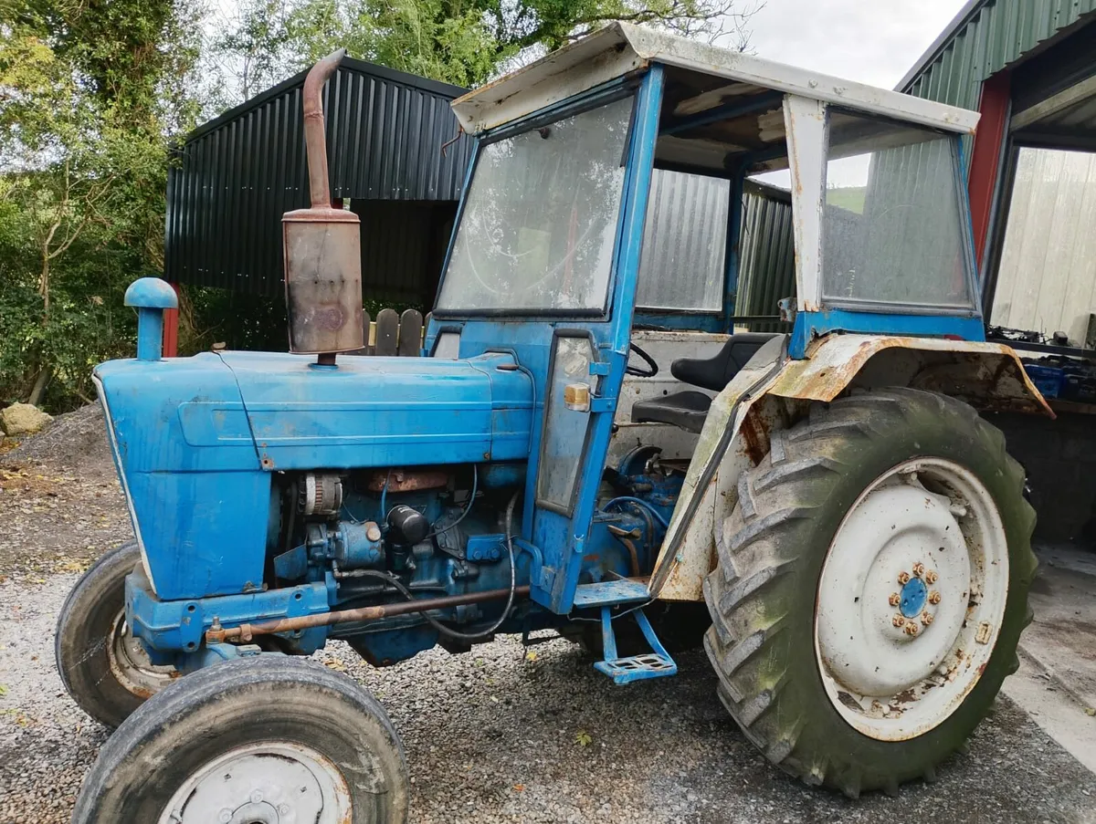 Ford tractor - Image 1