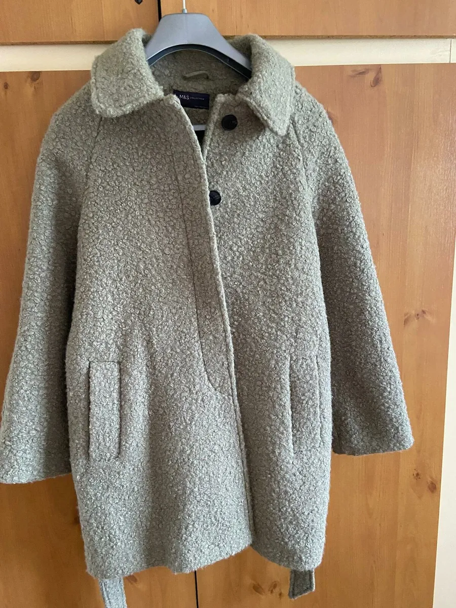 2 women's coats never worn - Image 2