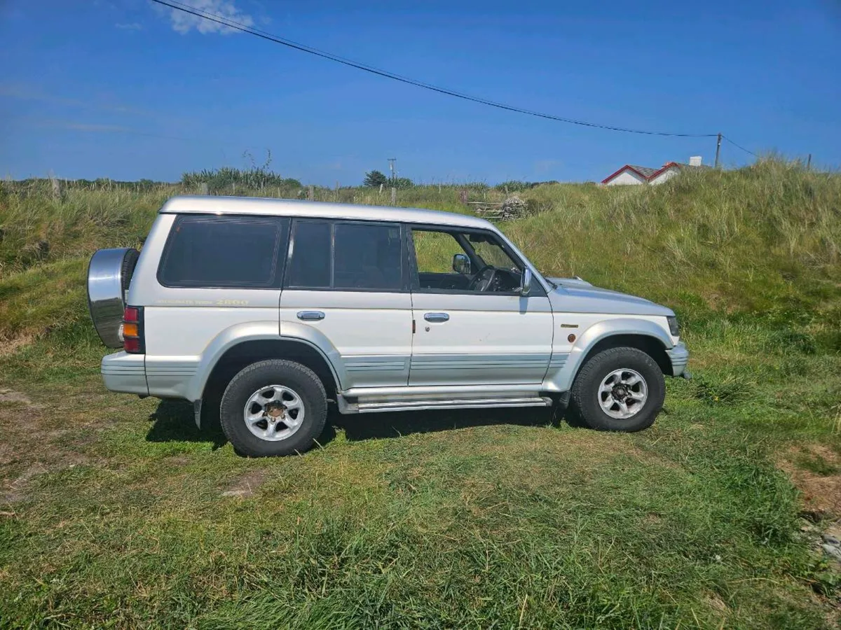 MITSUBISHI PAJERO EXCEED 2.8 TURBO DIESEL - Image 2