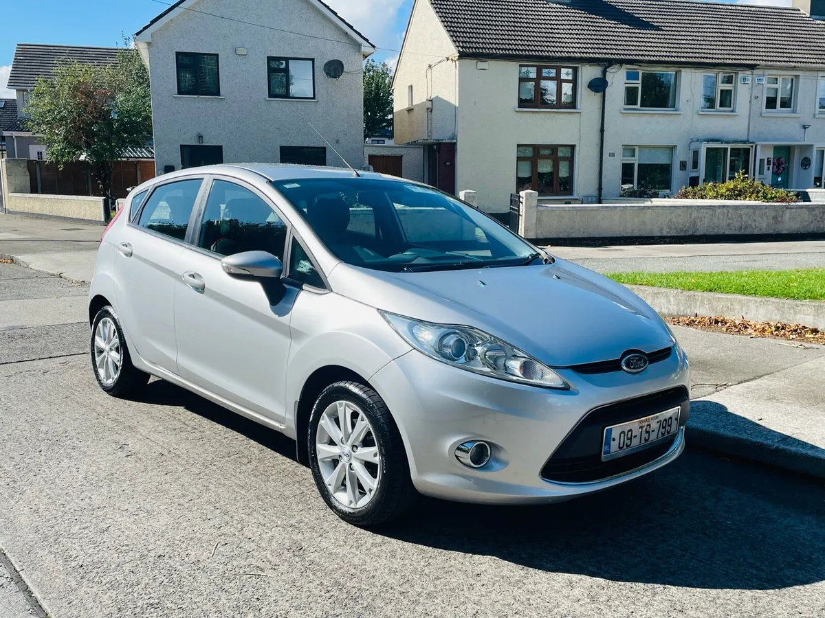 Ford fiesta *Mint* - Image 1