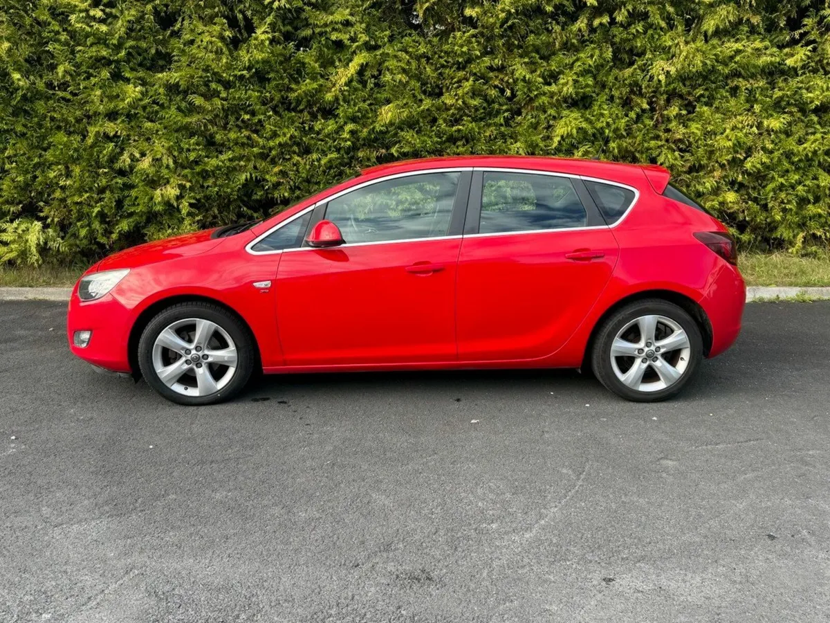 Opel Astra SRI 1.2L Diesel - New NCT - Image 2