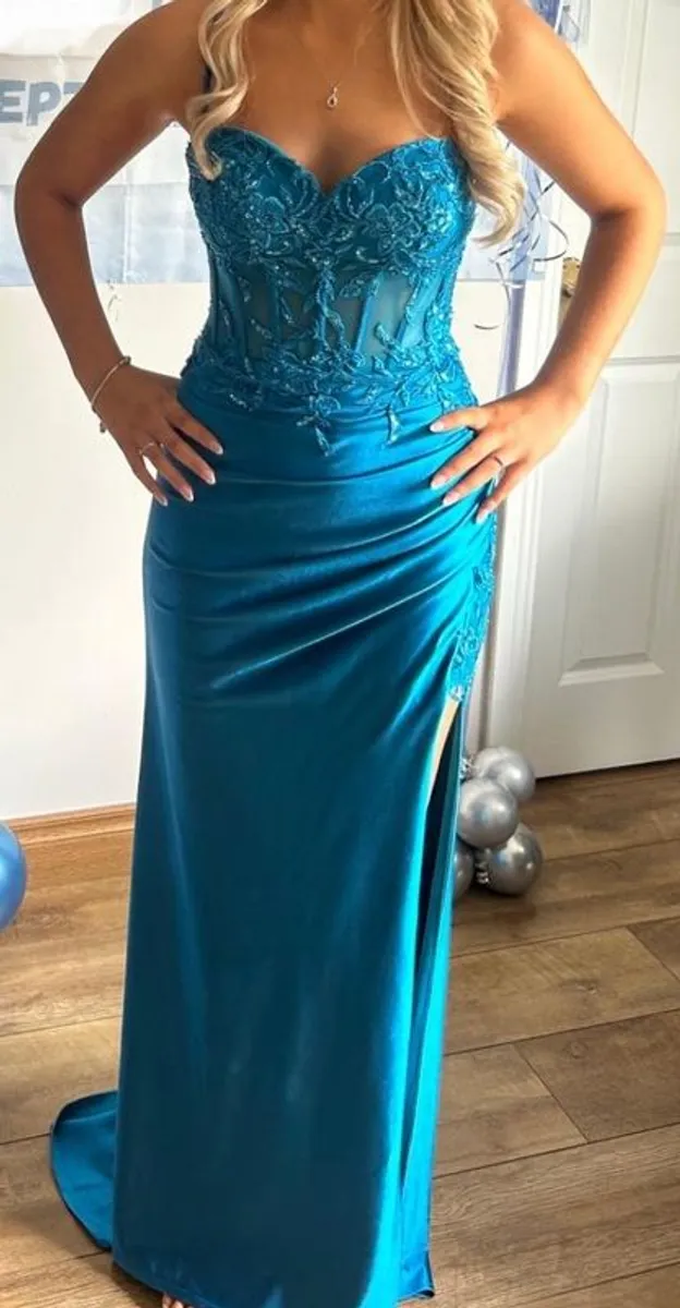 Stunning Teal Debs Dress Worn Once, Fully Cleaned - Image 3