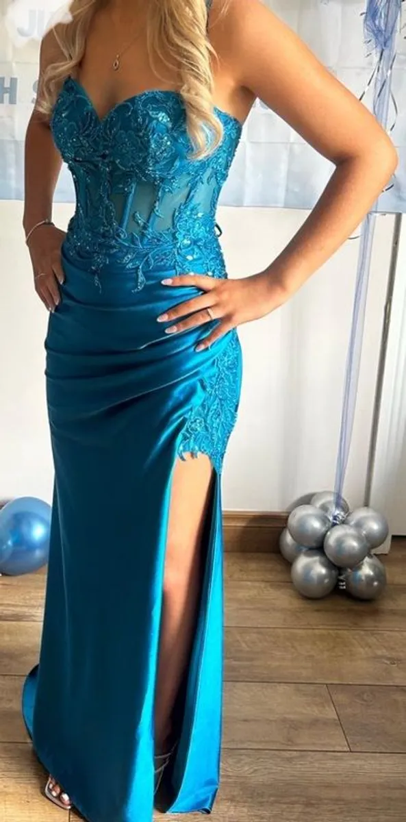 Stunning Teal Debs Dress Worn Once, Fully Cleaned - Image 4