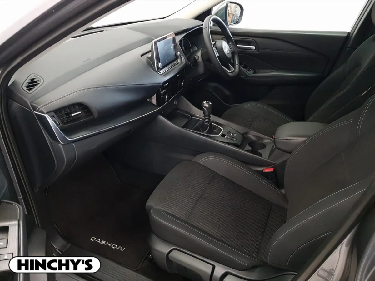 Nissan QASHQAI 1.3 PET Mild Hybrid SV - Image 4