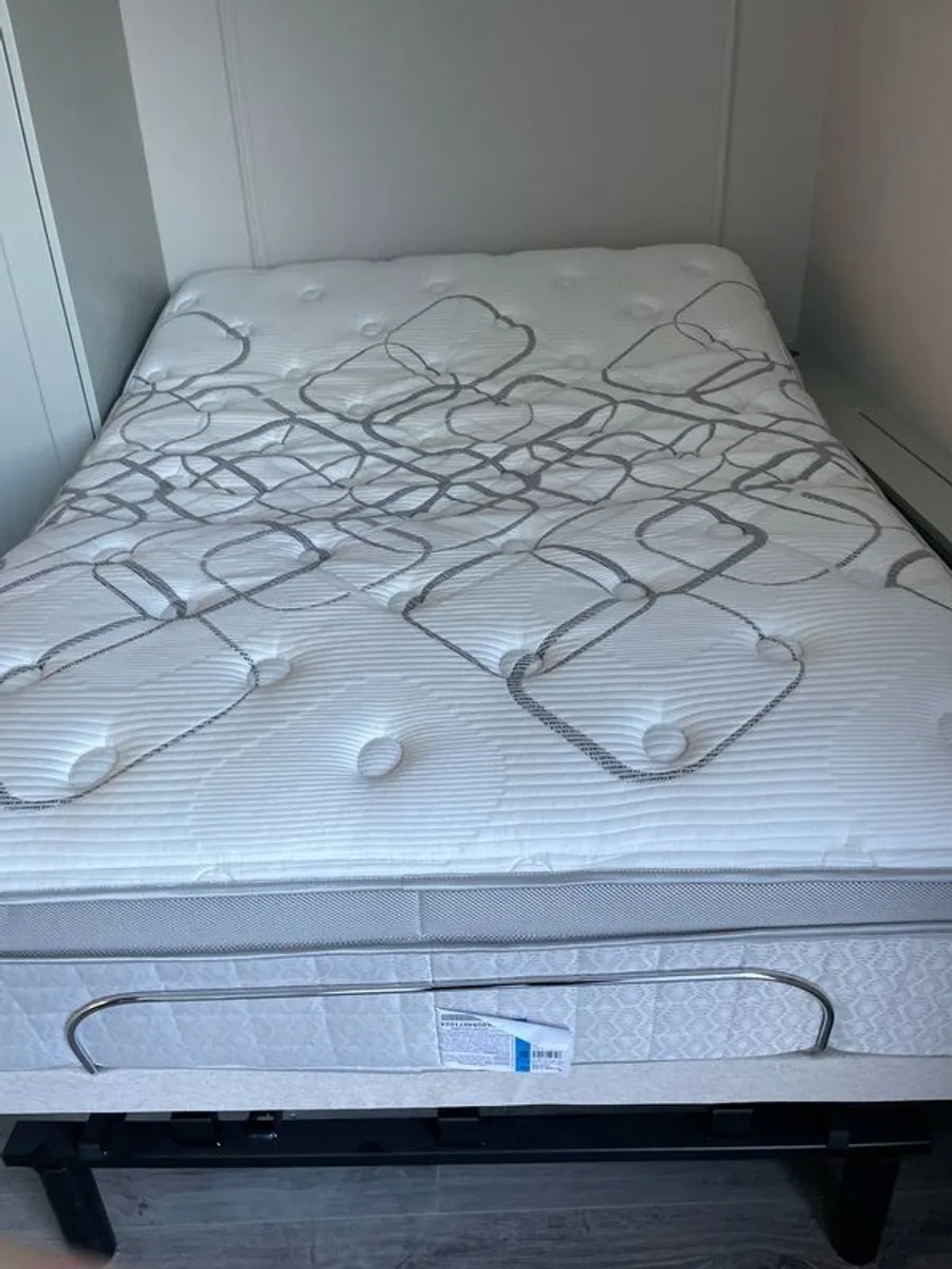 bed - Image 2