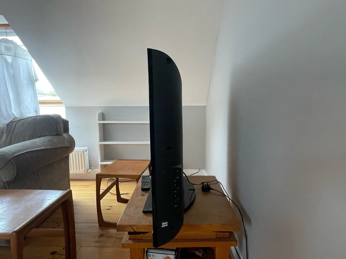 Sony TV 40inch - Image 4