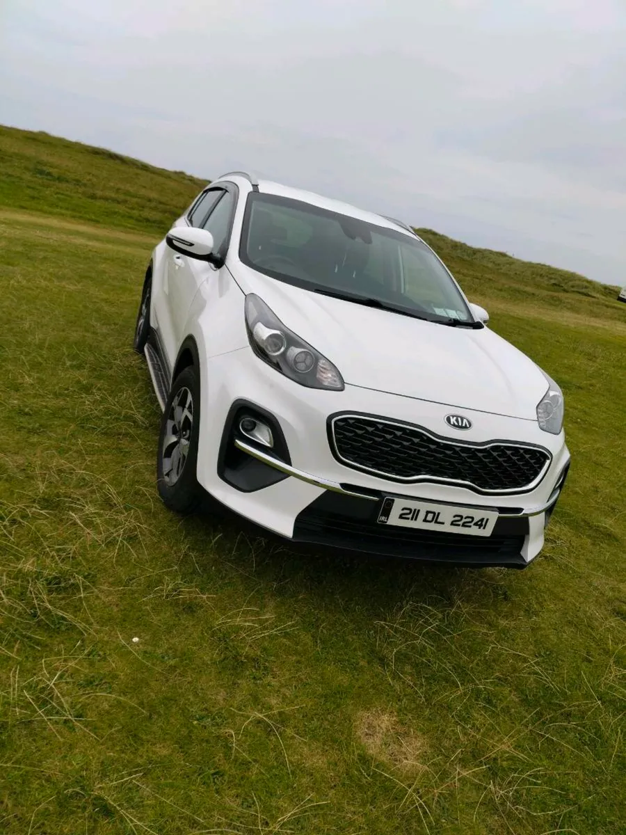 2021 Kia Sportage auto - Image 1
