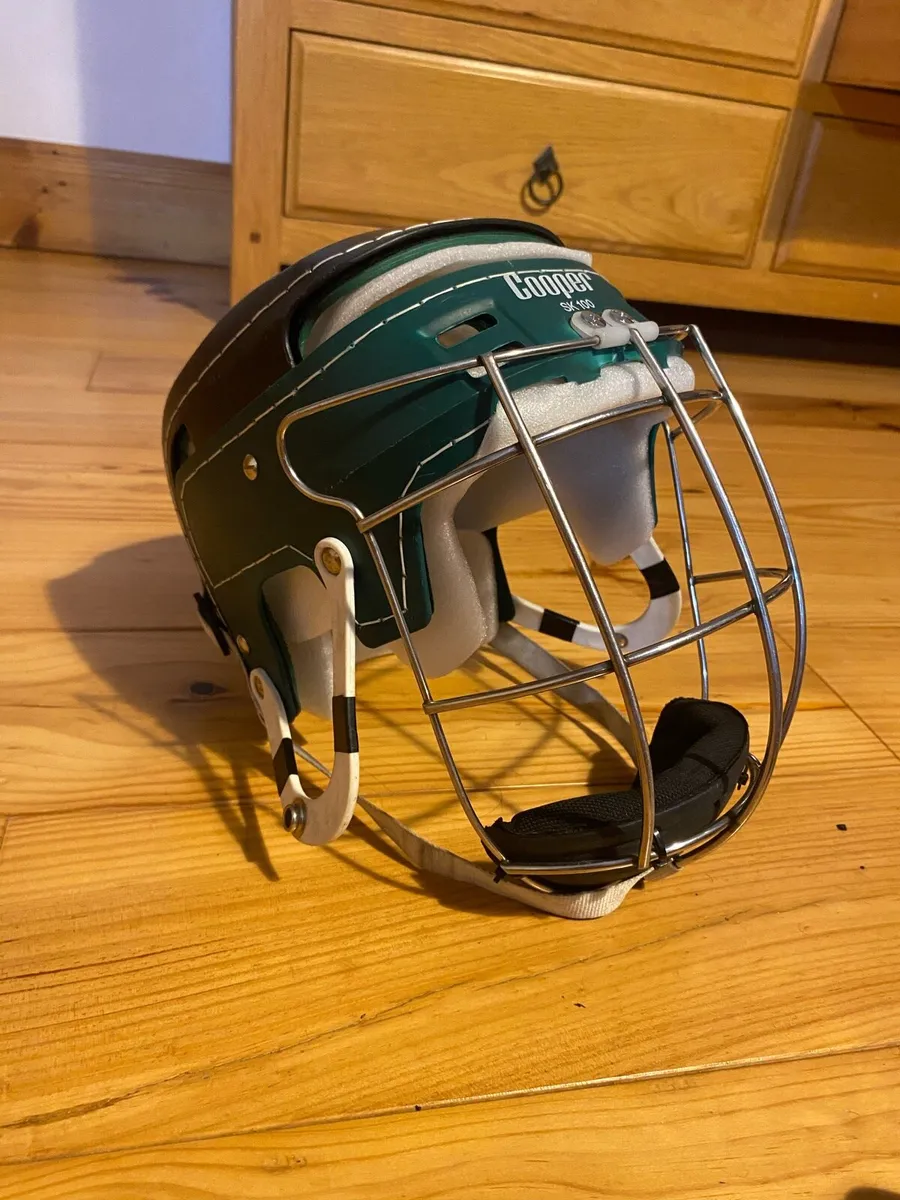 Cooper hurling helmet - Image 2