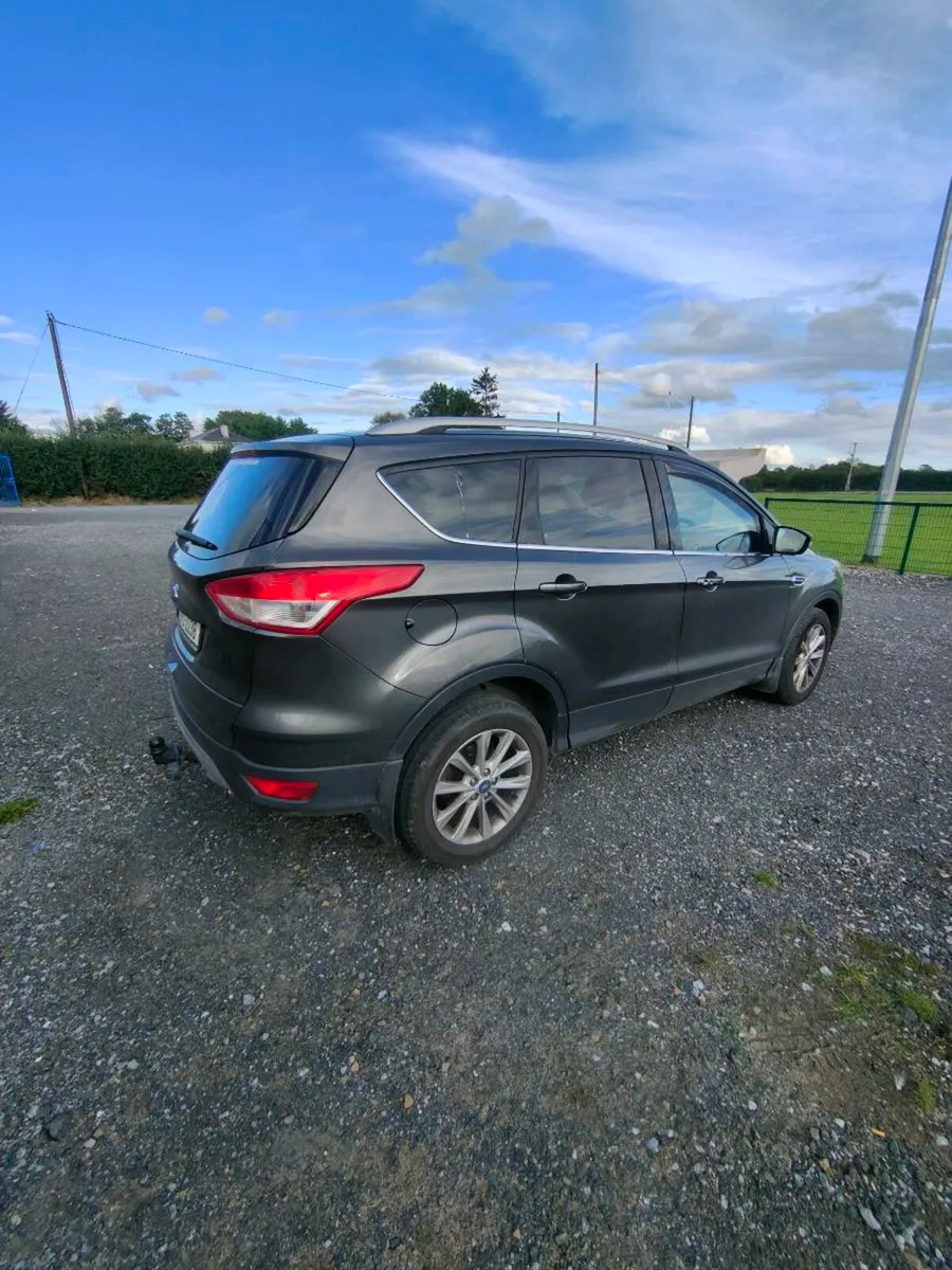 Ford Kuga - Image 2