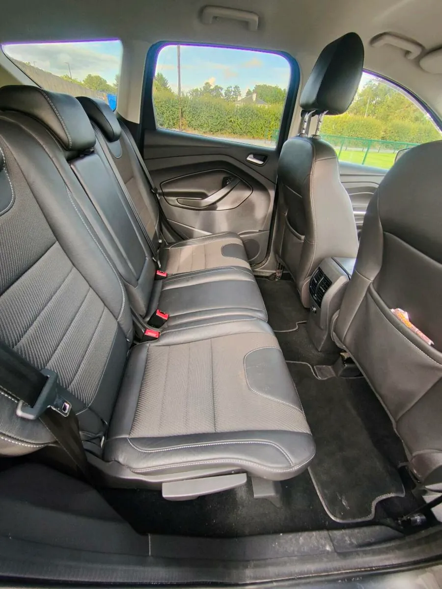 Ford Kuga - Image 4