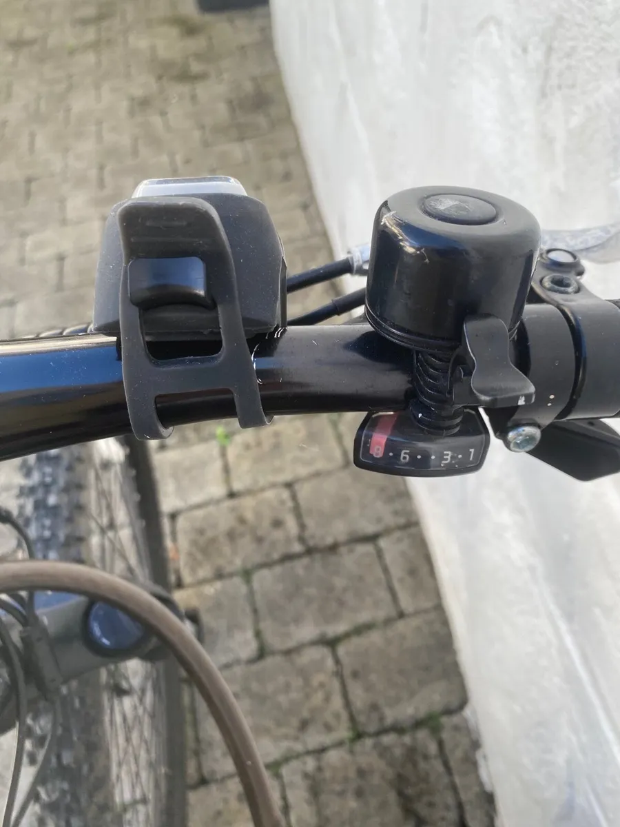 Carrera Vengeance Electric Bike - Image 3