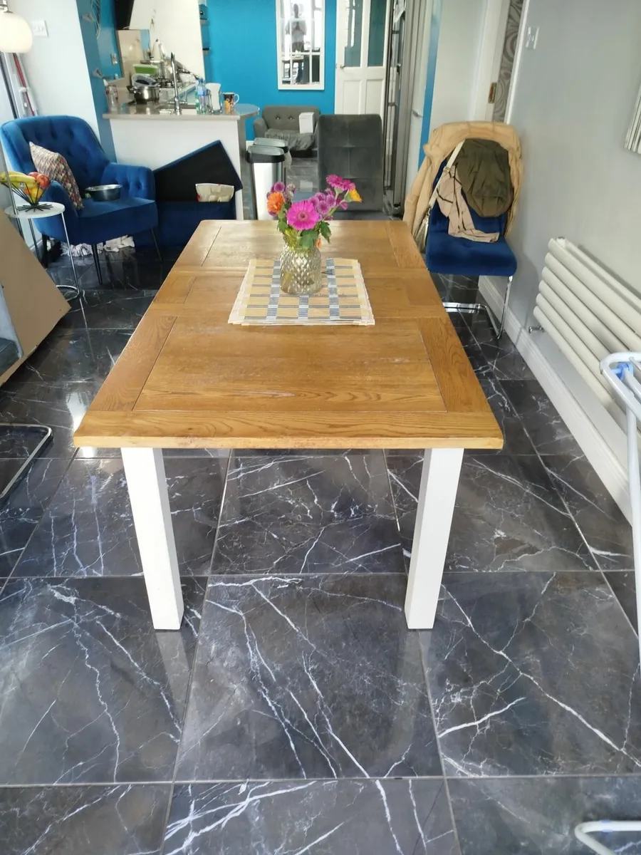 Kitchen table - Image 4