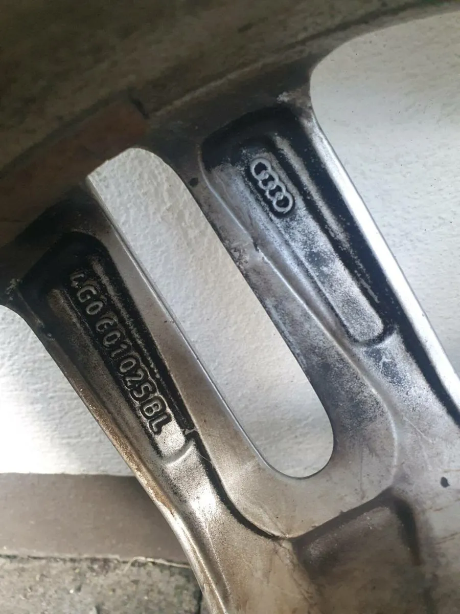 Audi 18" Alloys S-line - Image 3