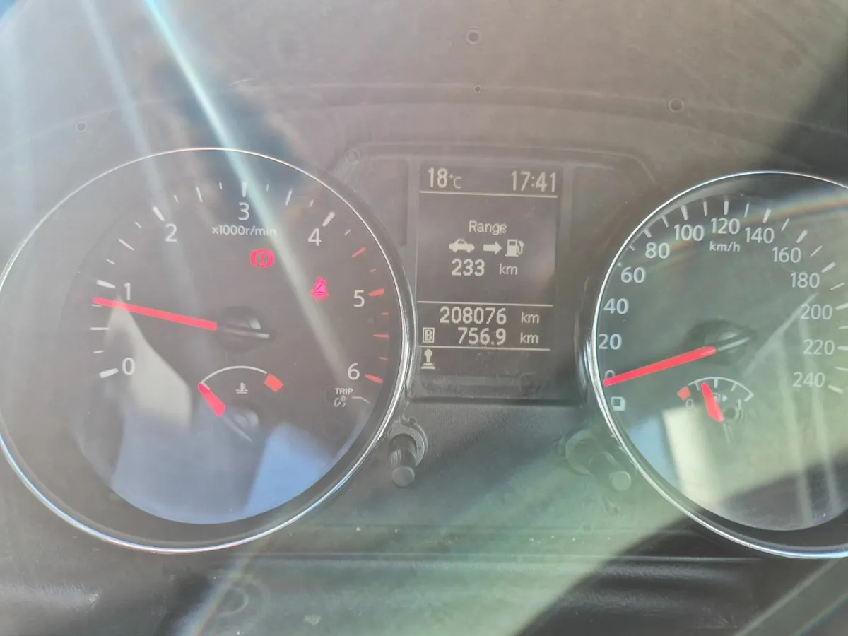 Nissan Qashqai 2012 - Image 4