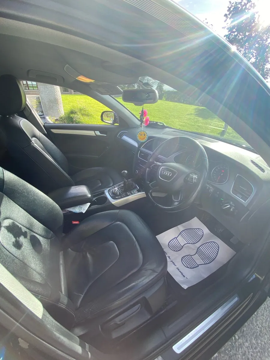 Audi A4 - Image 2