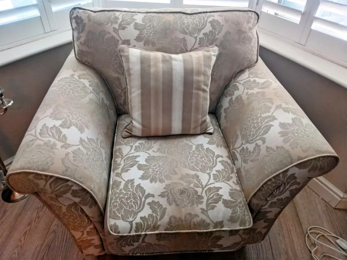 Large 2 seater sofa - Image 2