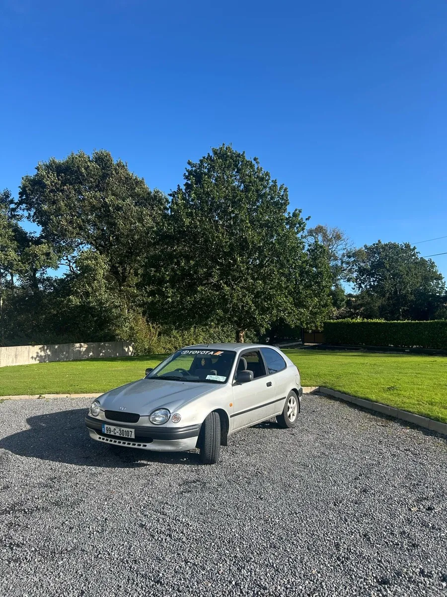 Toyota Corrola E11 - Image 2