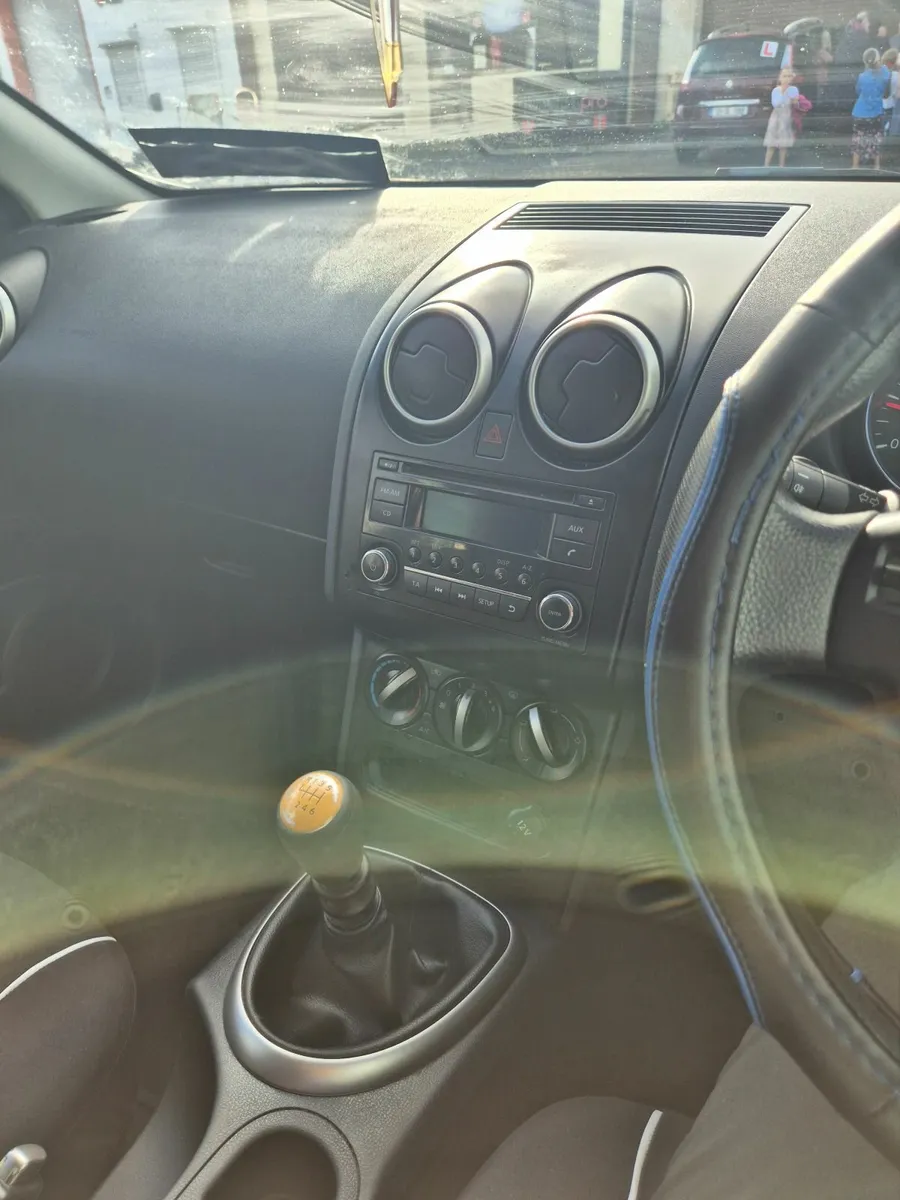 Nissan Qashqai 2012 - Image 3