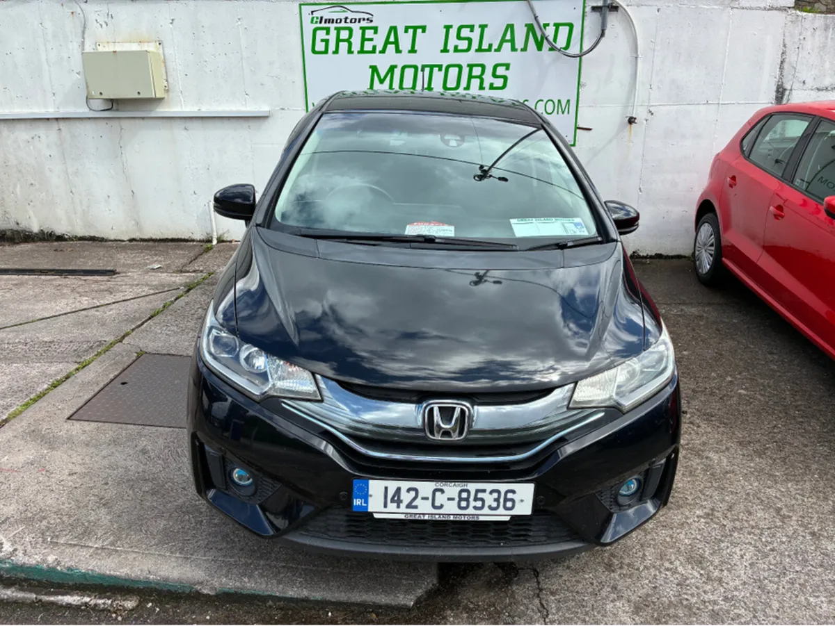 Honda Fit DAA-GP5 1.5 petrol hybrid automatic - Image 2