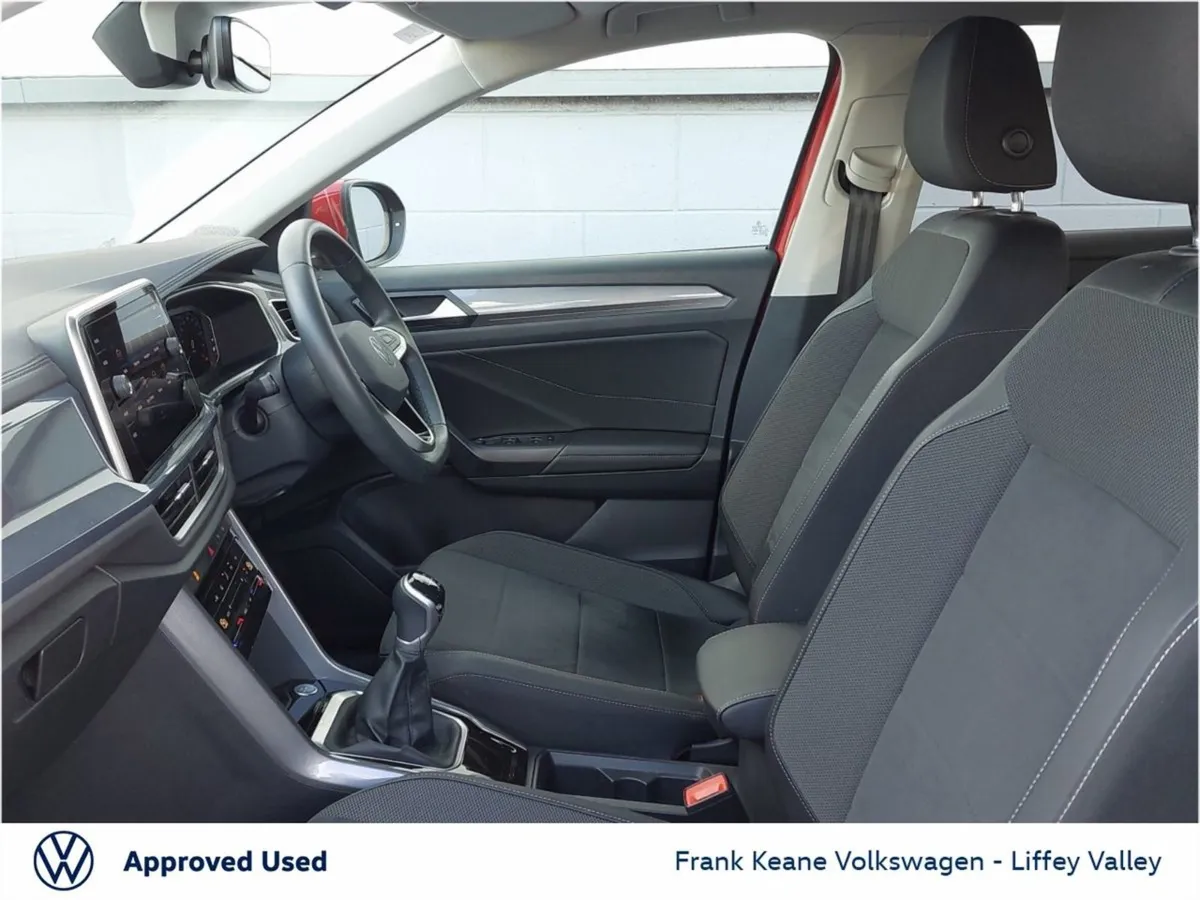 Volkswagen T-Roc Style 1.0 TSI 110HP  johannesbur - Image 4