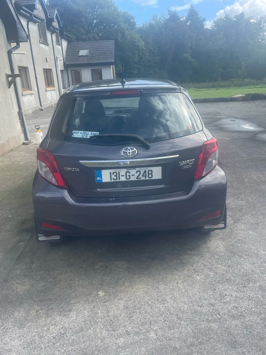Toyota yarris - Image 2