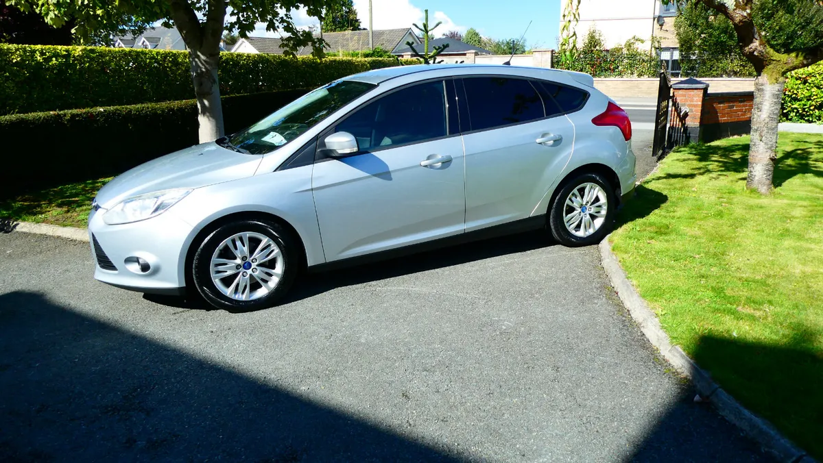 Ford Focus 2012 - Image 1